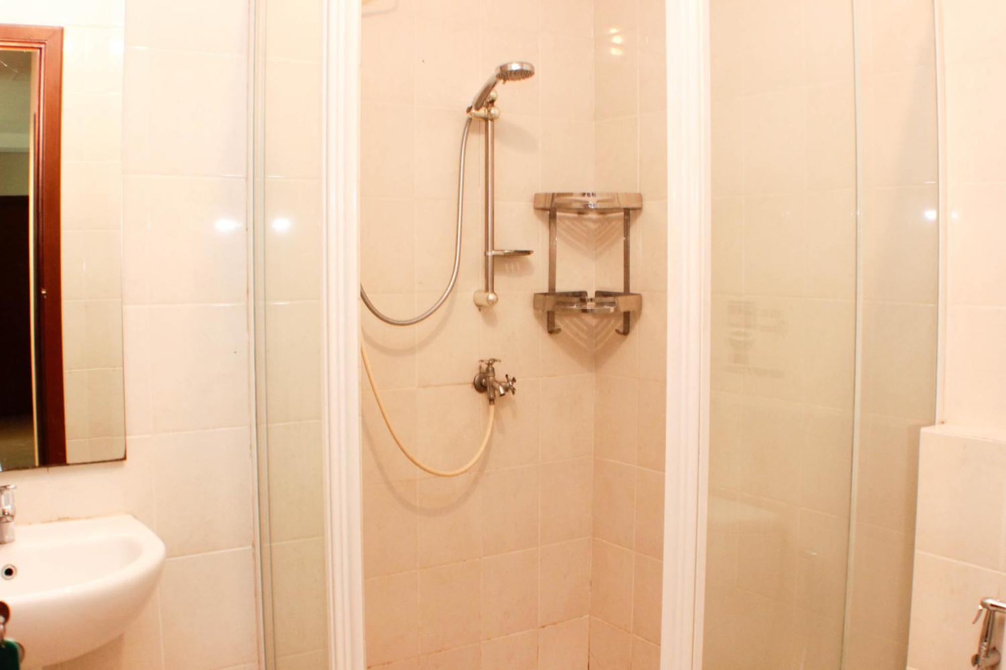 Great Location And Comfy 2br At Thamrin By Travelio Apartemen Jakarta